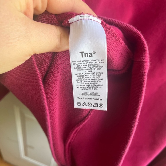 Aritzia TNA Womens Sweatfleece Terry Fleece Boyfriend Fit‎ Fuschia Crew Neck SM - Picture 6 of 7